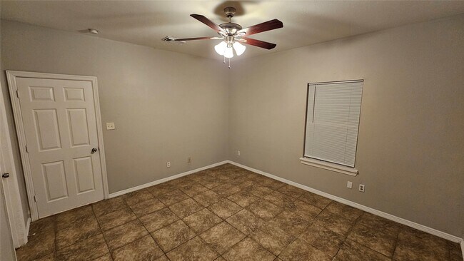 Foto del edificio - 10130 Berrybriar Ln