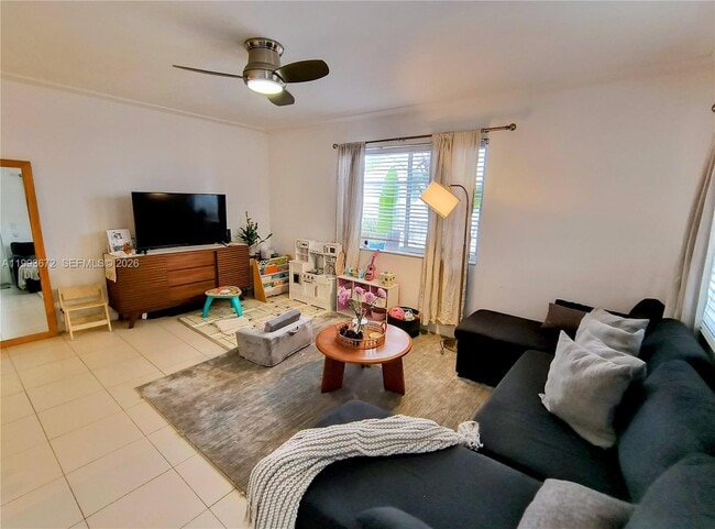 Foto del edificio - 1335 15th St
