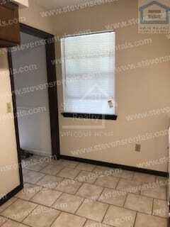 Building Photo - Nice Apartment, Great Neighborhood