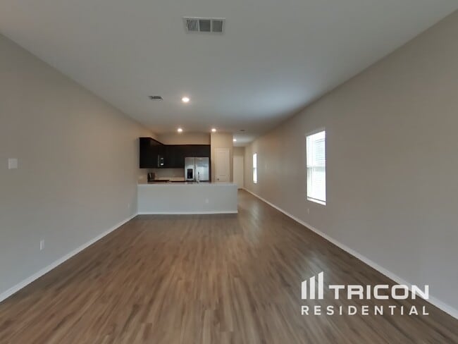 Building Photo - 179 Mica Trl