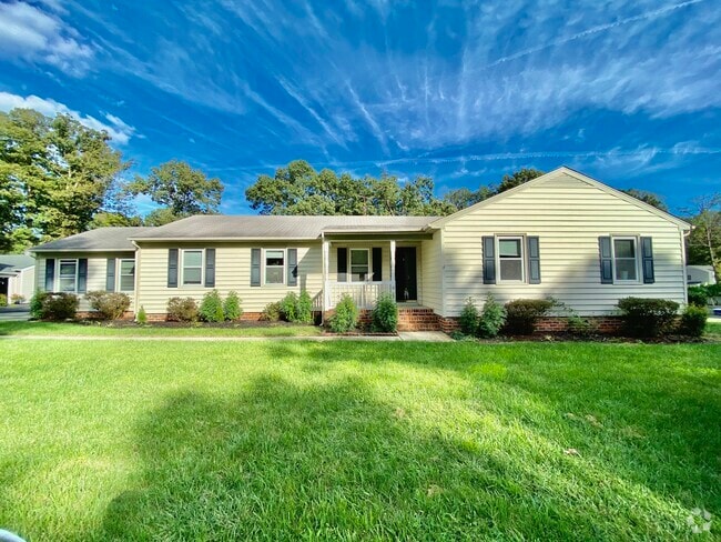 Building Photo - 1617 Chevelle Dr