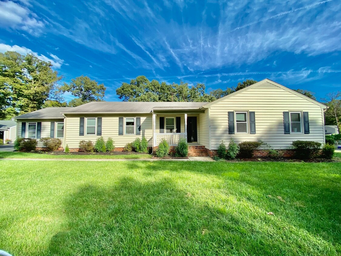 Primary Photo - 1617 Chevelle Dr