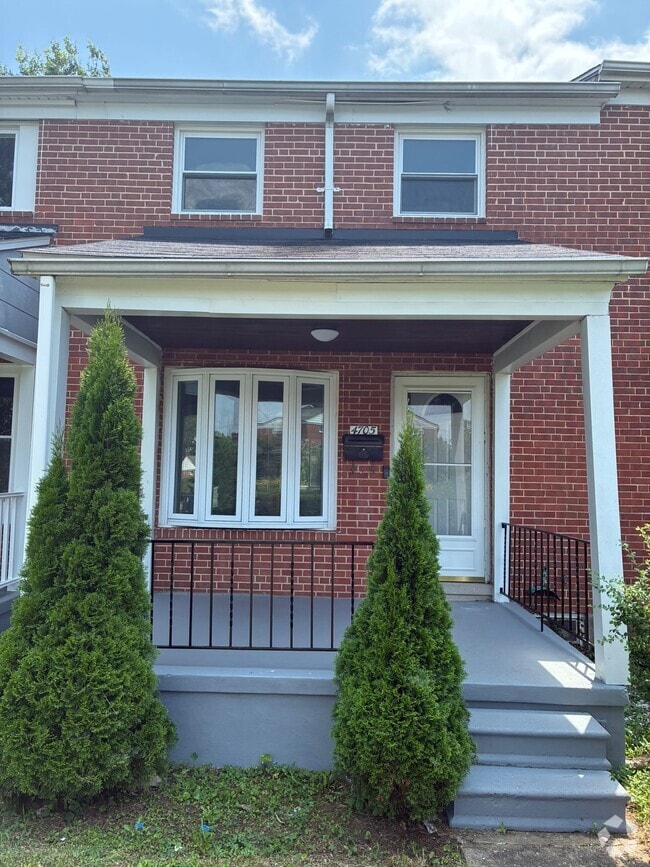 Building Photo - 4705 Williston St