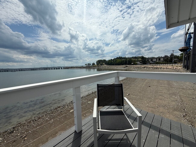 Building Photo - 1093 Nantasket Ave