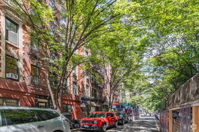 Foto del edificio - 177-181 Thompson St