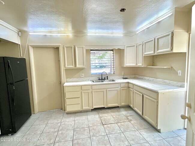 Foto del edificio - 316 E Strawbridge Ave