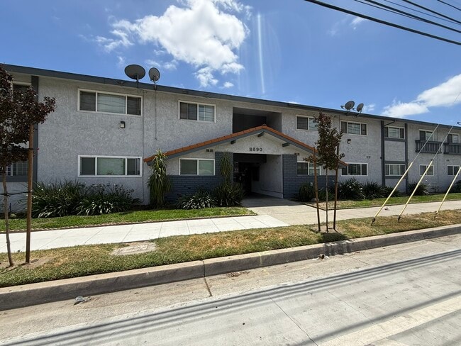 Building Photo - 2890 E Artesia Blvd