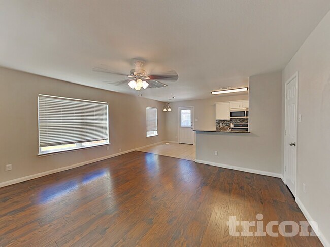 Foto del edificio - 112 Drover Ridge Rd