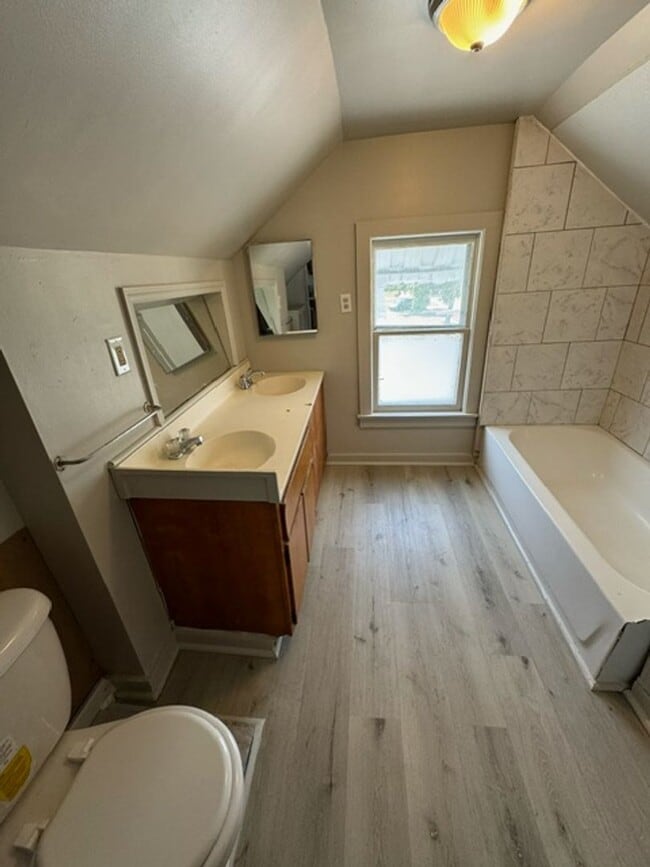 Foto del edificio - 2804 Abbott St