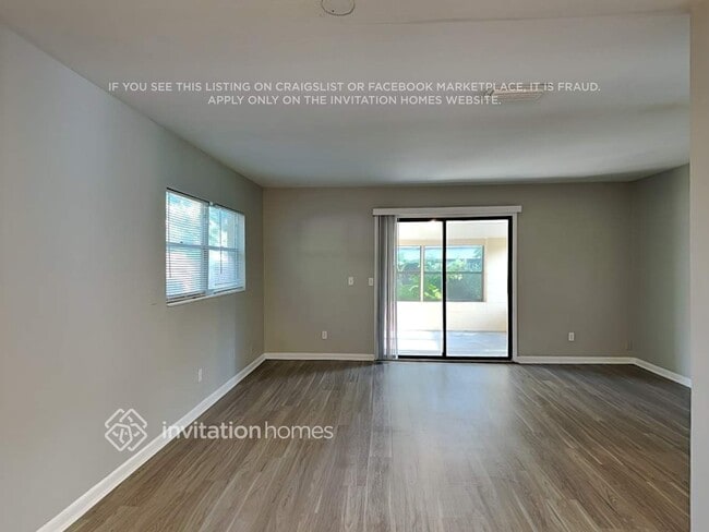 Building Photo - 1517 Bentin Dr N