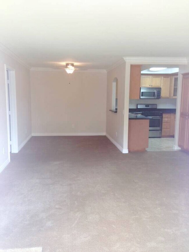 Interior Space - 5021 Los Morros Way