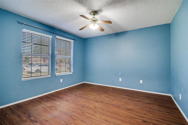 Foto del edificio - 1519 Greenbrook Dr