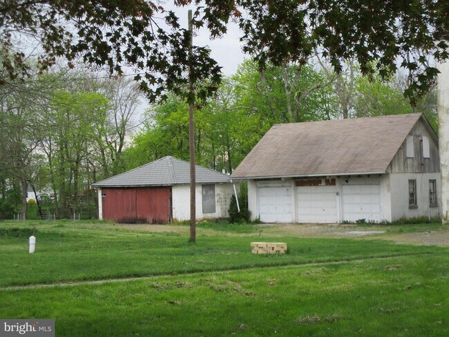 Foto del edificio - 915 W Broad St