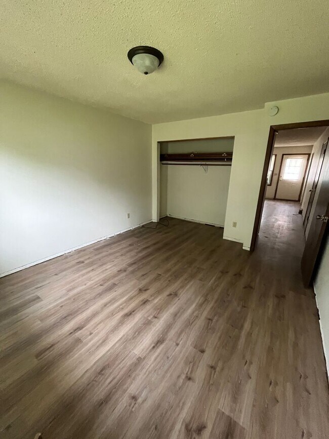 Foto del edificio - 2221-2221 Davis St