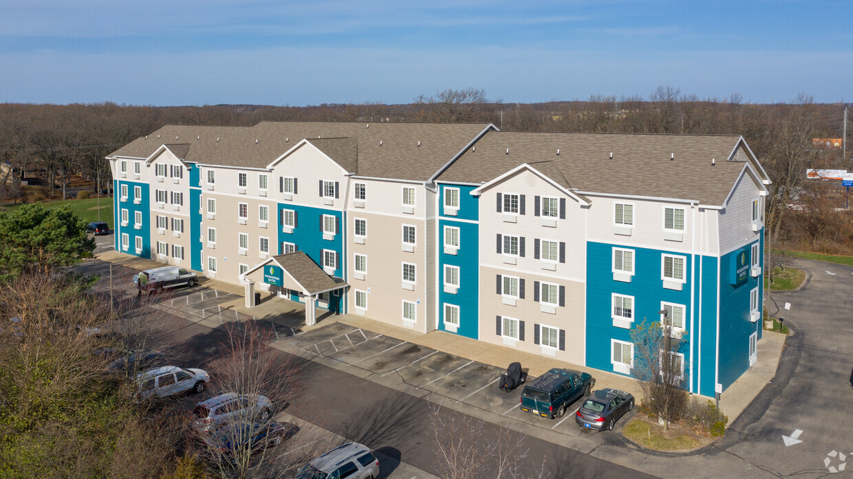 Building Photo - Extended Stay America Select Suites Kalamazoo