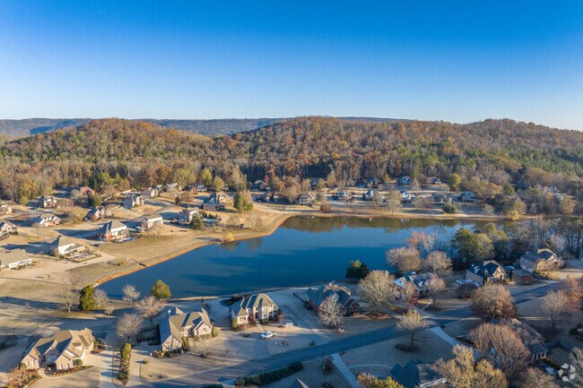 Water features and welcoming neighbors make this Springville neighborhood a great place to be.