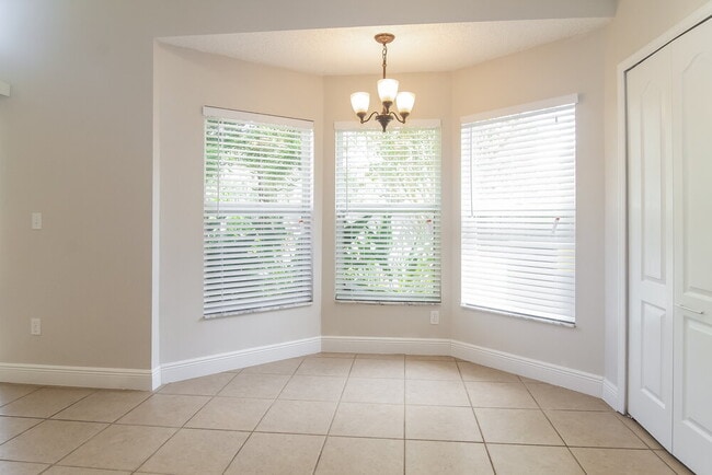 Foto del edificio - 1634 Sand Key Cir