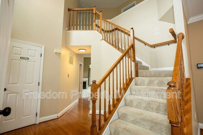 Building Photo - 1411 Campbell Ct NE