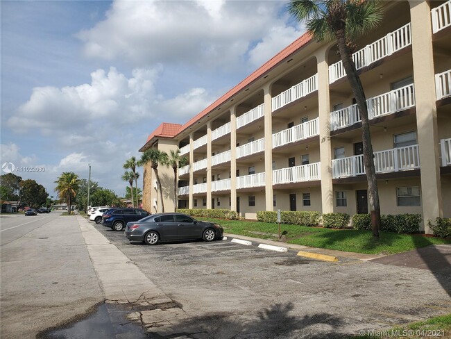 Building Photo - 1700 NW 58th Terrace