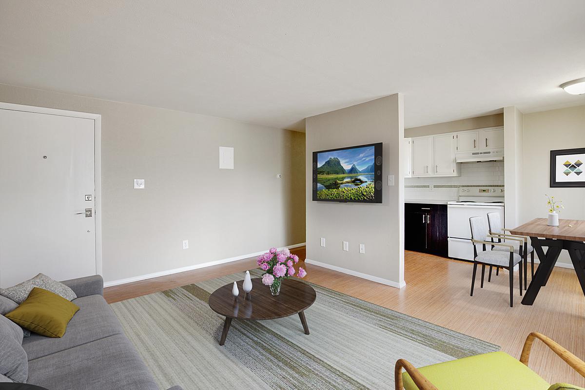 Primary Photo - Topaz Apartments