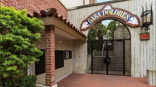 Foto del edificio - 240 Dolores St