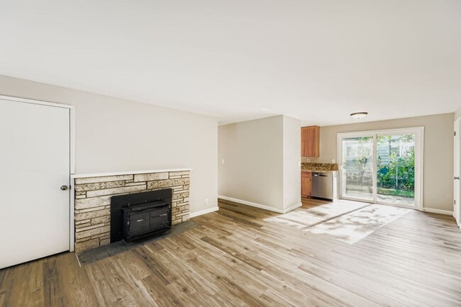 Photo - Fully-Remodeled 3 Bed 1 Bath Mountlake Ter... House