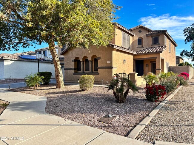 Foto del edificio - 14141 N 136th Ln