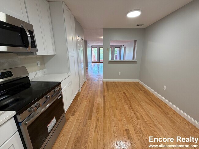 Foto del edificio - 1850 Beacon St