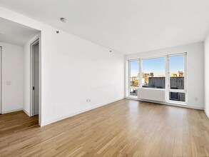 Building Photo - 545 Washington Ave