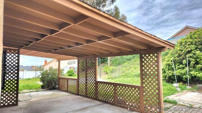 Building Photo - 1692 Parkland Way