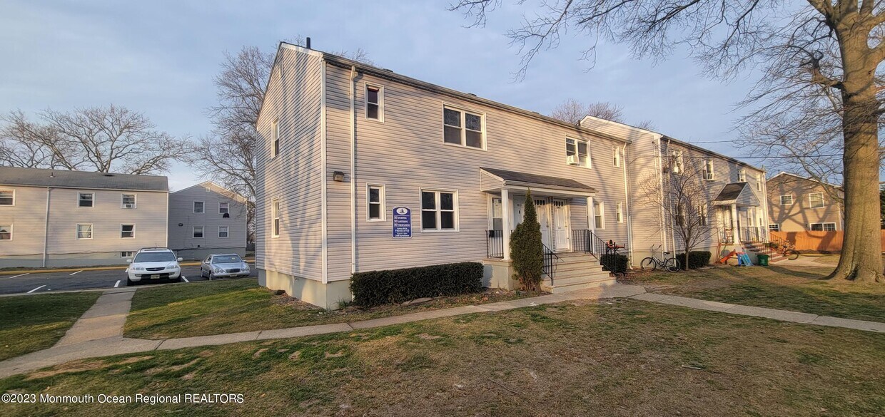 2009 Milton Ave, Neptune City, NJ 07753 Room for Rent in Neptune City