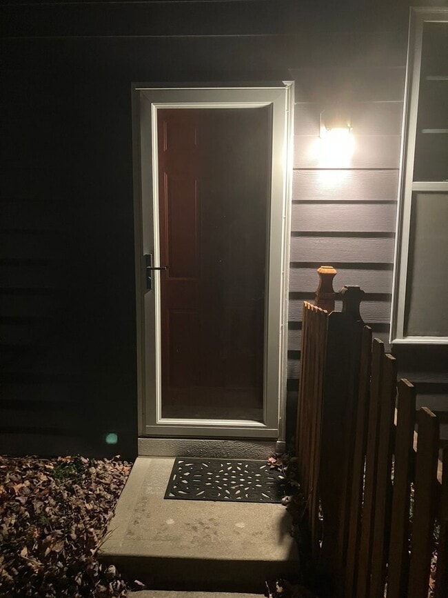 Building Photo - 410 Gateshead Ct