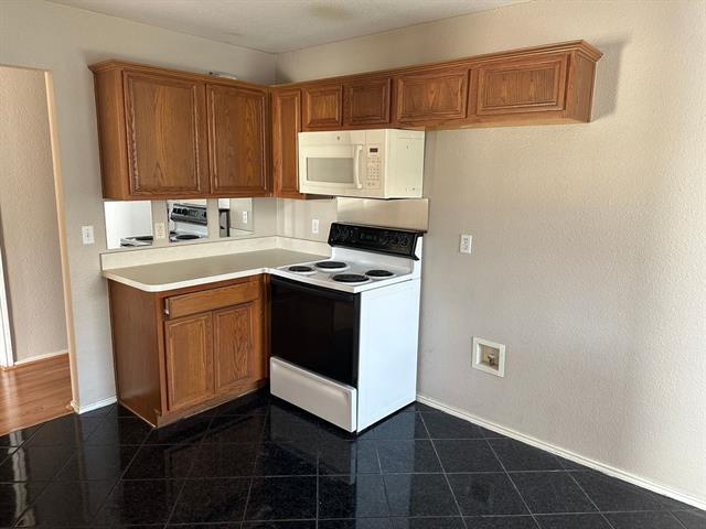 Building Photo - 1213 Gray Dawn Dr