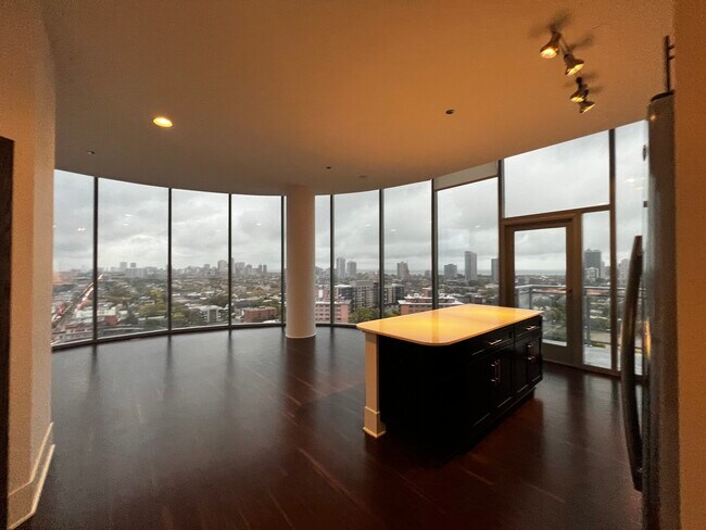 Foto del edificio - 1421 N Halsted St