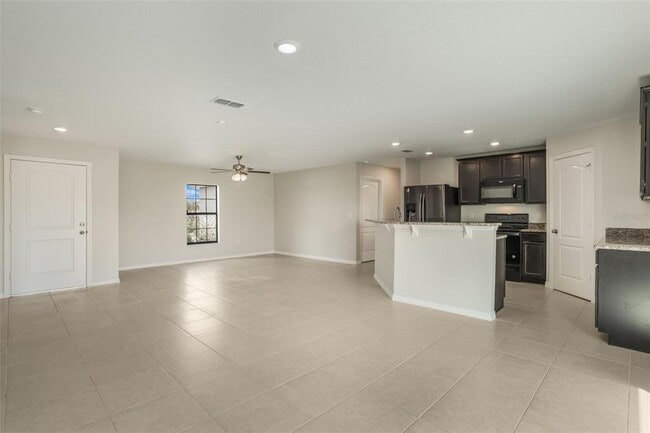 Building Photo - 1172 Moyle Way