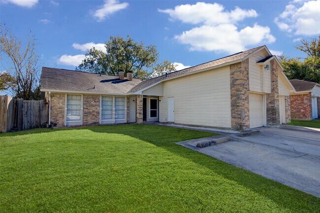 Foto del edificio - 10164 Inwood Hollow Ln