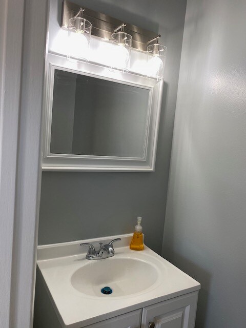 Updated Bath - 823 Central Hills Ln
