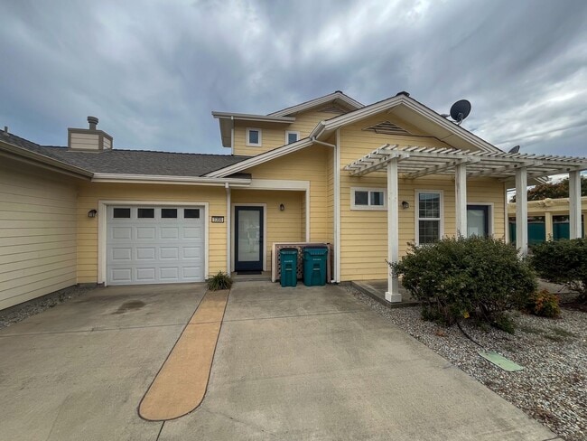 Building Photo - 1356 Marjorie Ct