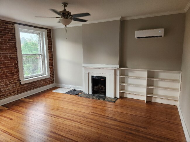 Foto del edificio - 2123 Stuart Ave