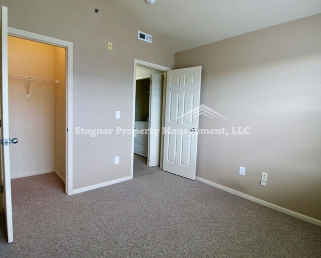 Foto del edificio - Great Condo in Greeley