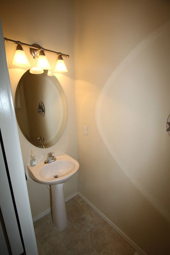 Foto del edificio - 3 Bedroom Eagle River Home!