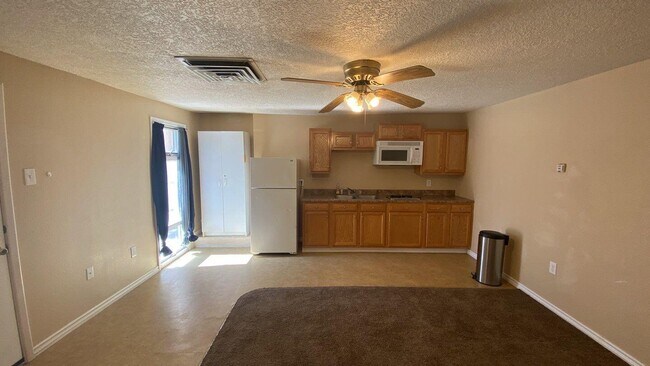 Foto del edificio - 942 Anthony Ln SW