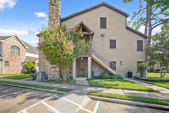 Building Photo - 12755 Mill Ridge Dr