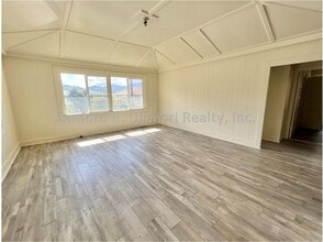 Building Photo - 20 Cypress Ave