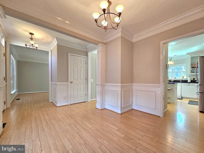 Building Photo - 15004 Slippery Elm Ct