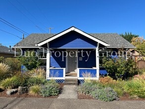 Building Photo - 638 9th St