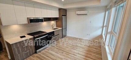Building Photo - 630-630 Boynton Pl