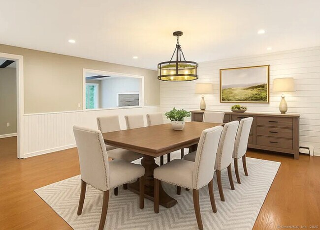 Foto del edificio - 11 Pond Circle Rd