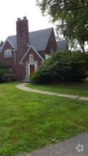 Building Photo - 4104 Hudson Dr