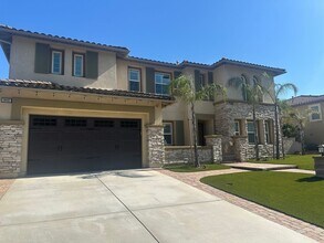 Building Photo - 18402 Lakepointe Dr